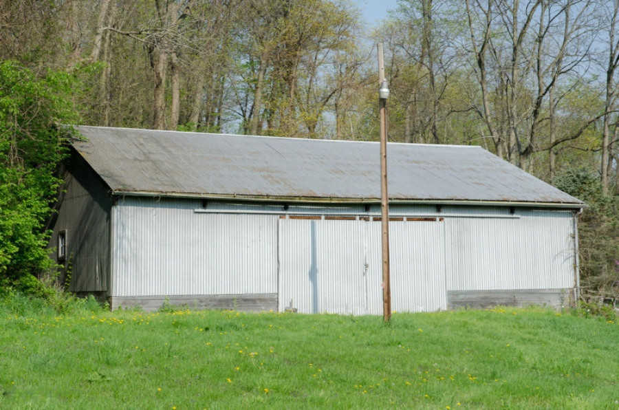 2230 West River Road Niles, MI 49120 - Photo 23 of 23 Pole barn