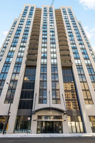 $3,200 | 435 West Erie Street, Unit 804, Chicago, IL 60654