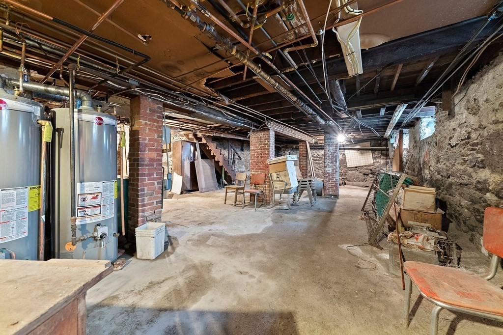 28-30 Chestnut Avenue Boston, MA 02130 - Photo 32 of 35
