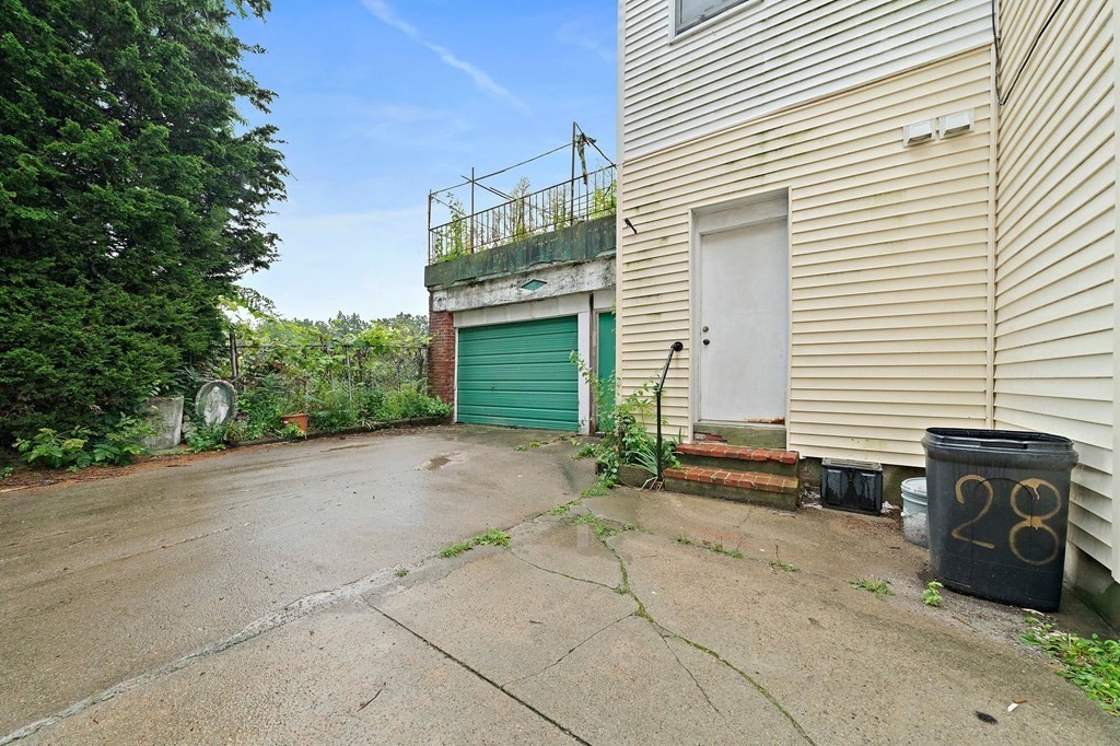 28-30 Chestnut Avenue Boston, MA 02130 - Photo 33 of 35