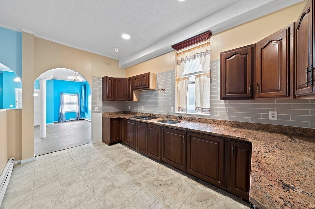 28-30 Chestnut Avenue Boston, MA 02130 - Photo 6 of 35