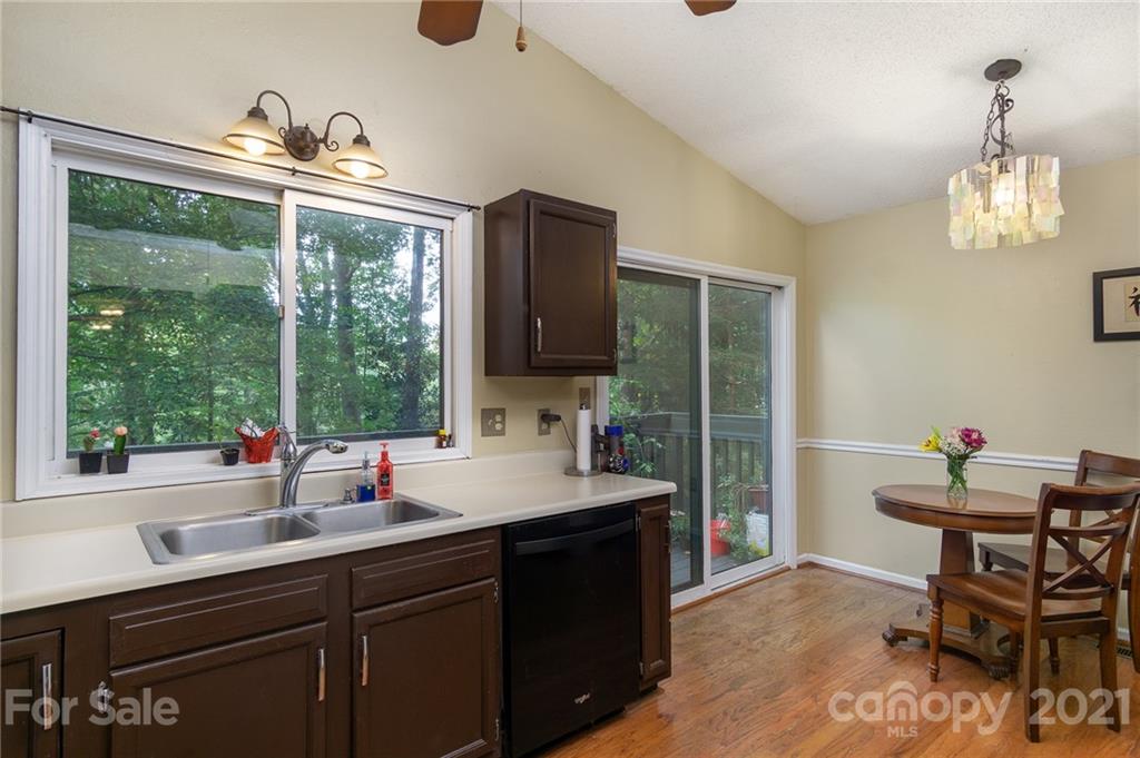 8 Bramblewood Road Arden, NC 28704 - Photo 12 of 39 Gallery Image 12