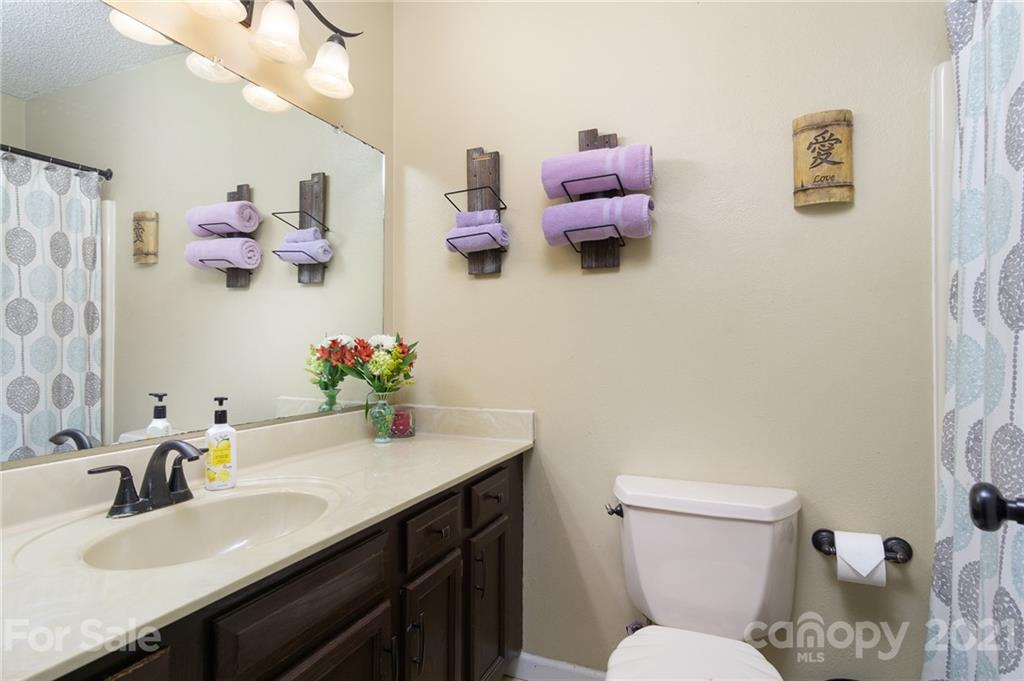 8 Bramblewood Road Arden, NC 28704 - Photo 21 of 39 Gallery Image 21