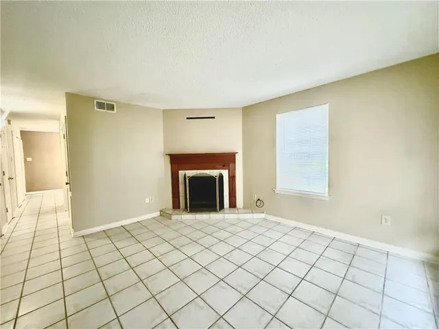 $1,000 | Undisclosed Address, Hammond, LA 70403