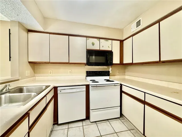 $1,000 | Undisclosed Address, Hammond, LA 70403