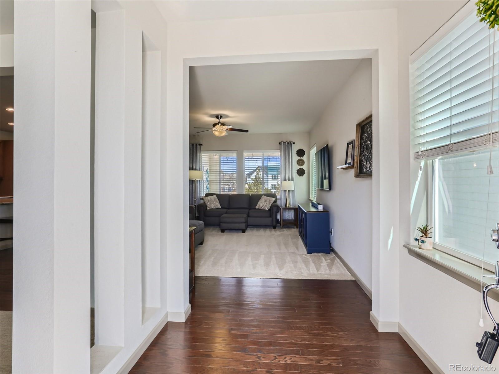 1755 Ghost Dance Circle Castle Rock, CO 80108 - Photo 3 of 27