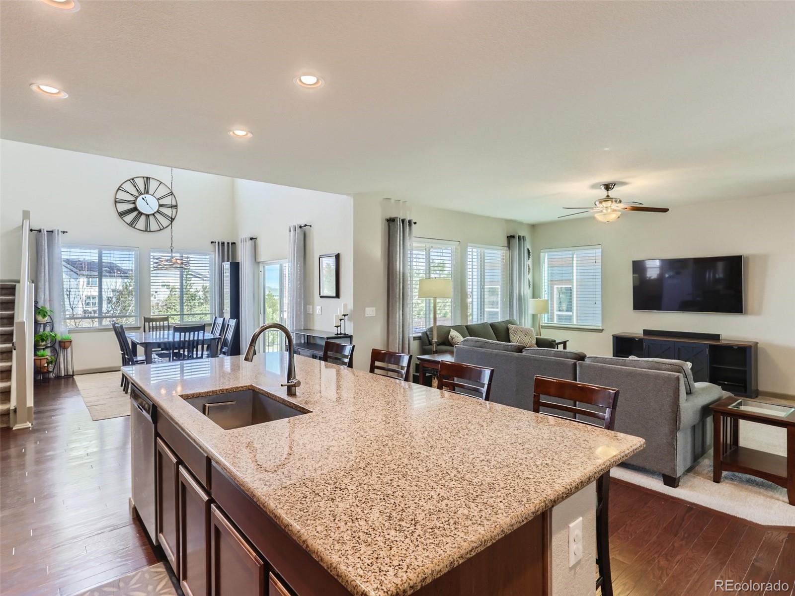 1755 Ghost Dance Circle Castle Rock, CO 80108 - Photo 10 of 27