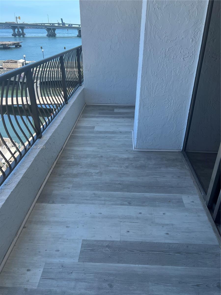 555 Northeast 15th Street, Unit 409 Miami, FL 33132 - Photo 22 of 25