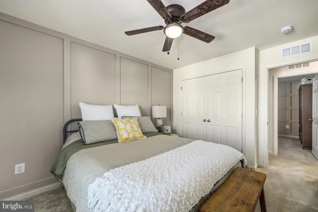 a view of a livingroom with shelves