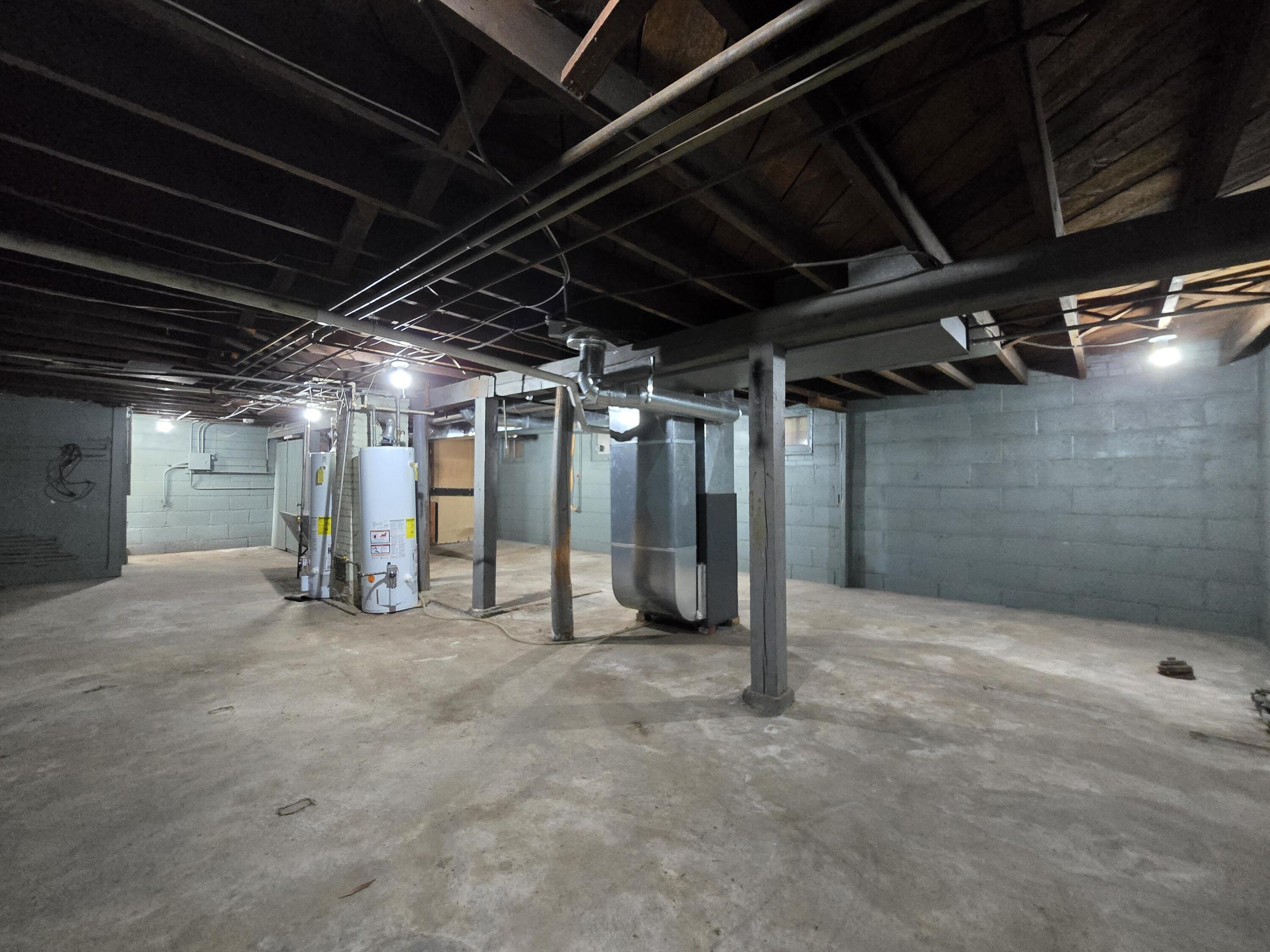 4839 North 18th Street Milwaukee, WI 53209 - Photo 31 of 38 Basement