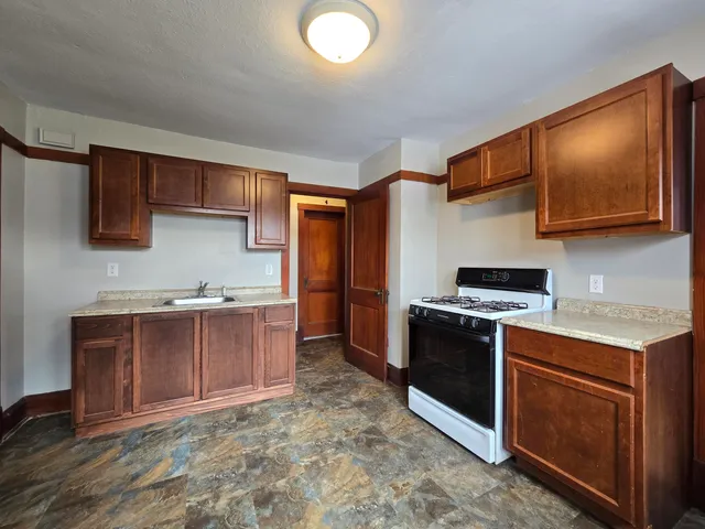 $164,900 | 4839 North 18th Street, Milwaukee, WI 53209