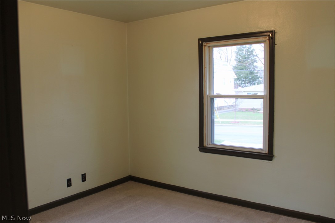 138 East Wilbeth Road Akron, OH 44301 - Photo 18 of 27 Bedroom 3