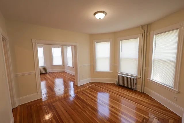 $2,850 | 32 Robinson Street, Unit 1A, Boston, MA 02122