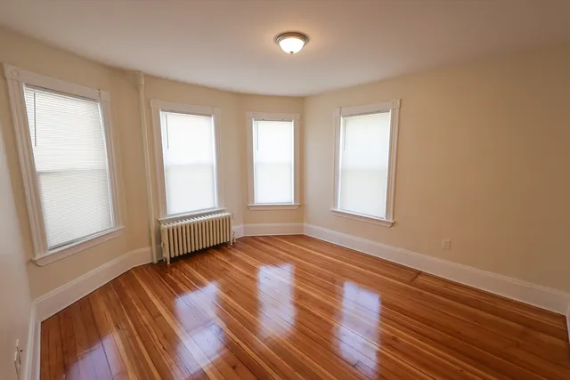 $2,850 | 32 Robinson Street, Unit 1A, Boston, MA 02122