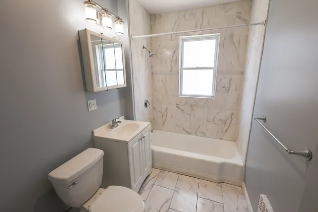 $2,850 | 32 Robinson Street, Unit 1A, Boston, MA 02122