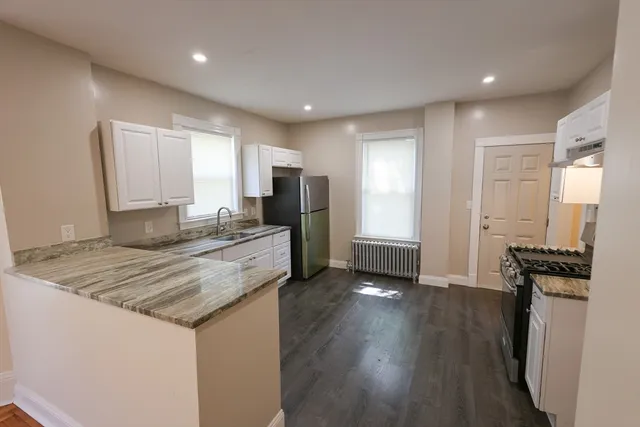 $2,850 | 32 Robinson Street, Unit 1A, Boston, MA 02122