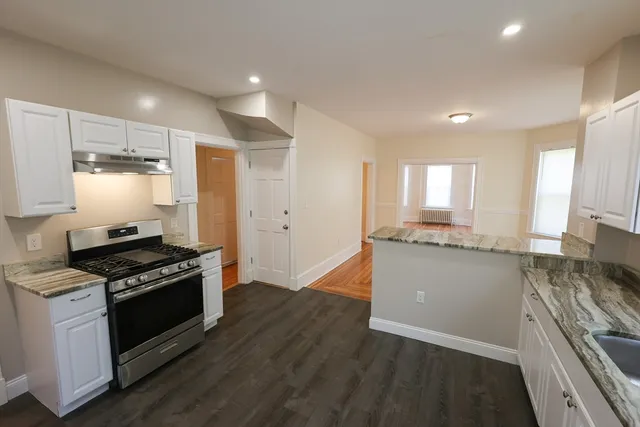 $2,850 | 32 Robinson Street, Unit 1A, Boston, MA 02122