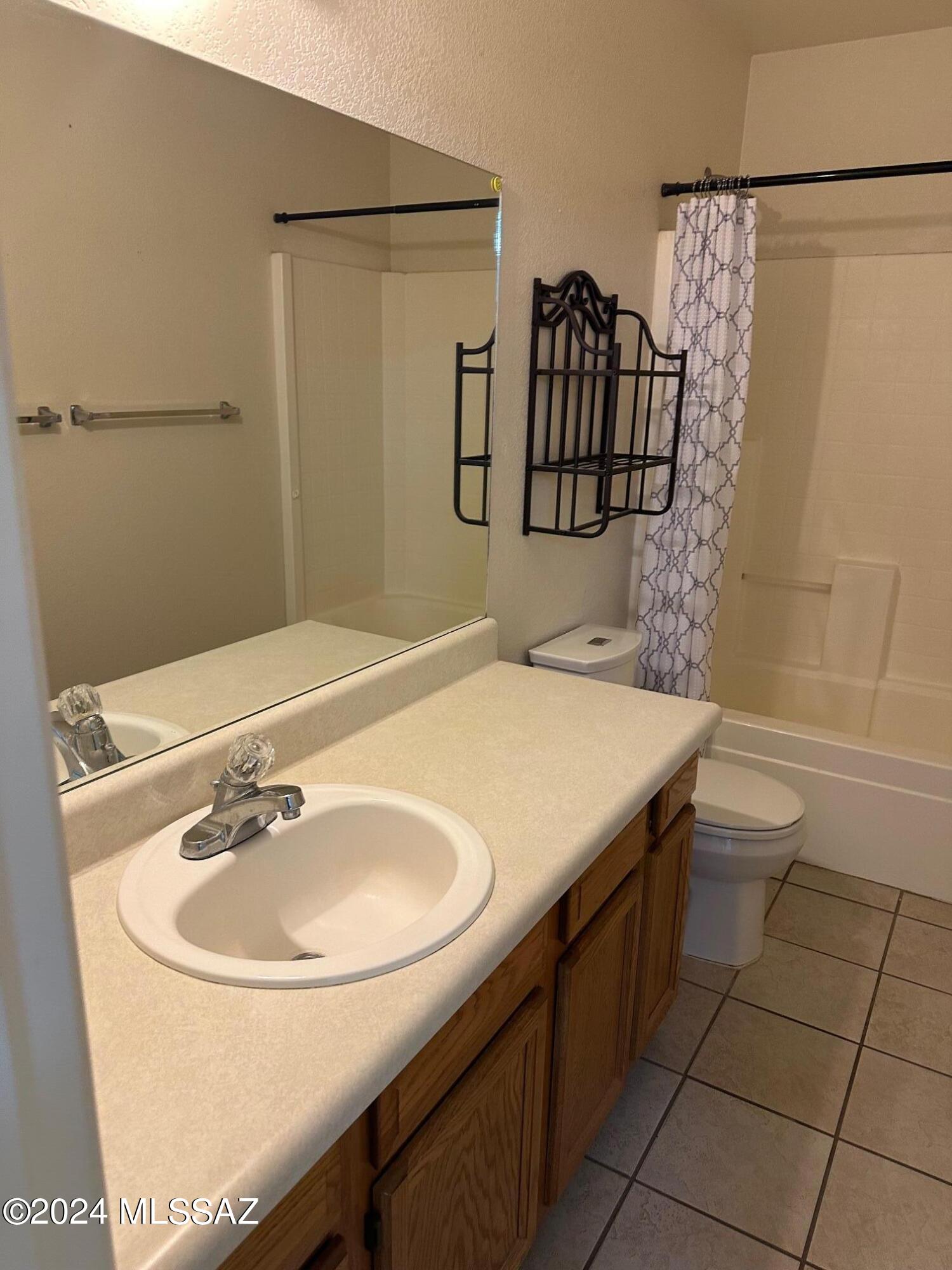1339 Paseo Militar, Unit A Rio Rico, AZ 85648 - Photo 11 of 13