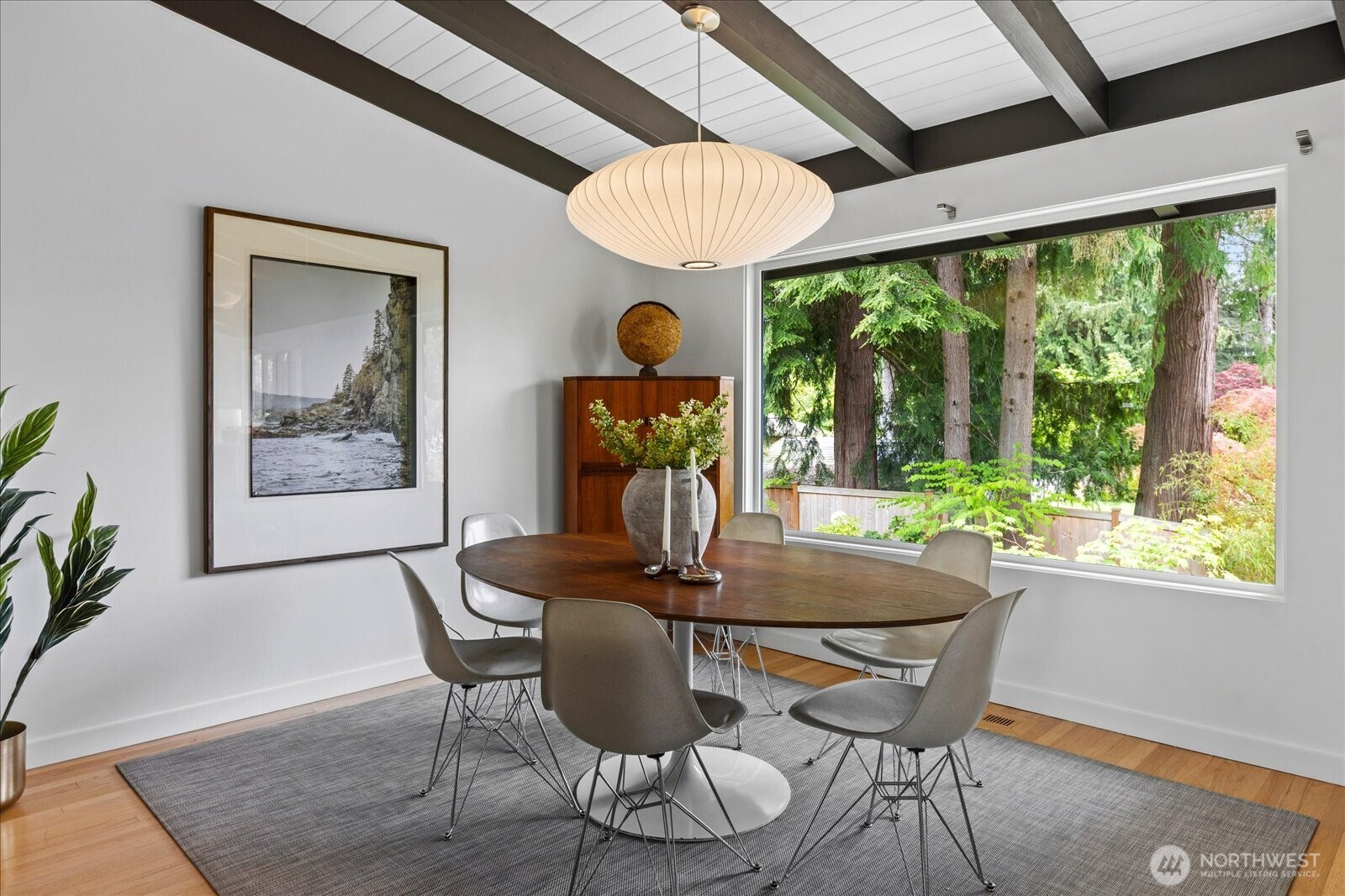 18722 84th Avenue West Edmonds, WA 98026 - Photo 15 of 40 a dining room with furniture and window