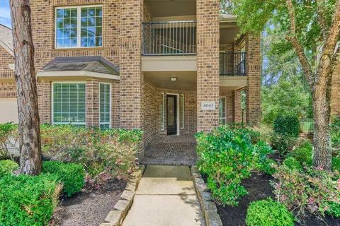 $675,000 | 4043 Steep Woods Drive, Spring, TX 77386