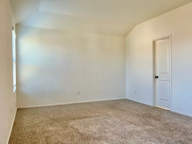 $1,625 | 101 COSMOS Lane, Unit 32K, Jarrell, TX 76537