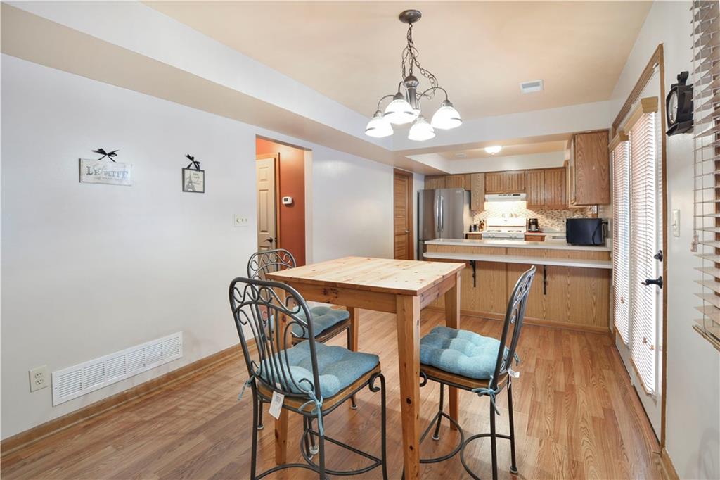 808 Brighton Woods Road Pittsburgh, PA 15212 - Photo 10 of 24 Plenty of room to entertain here, too!