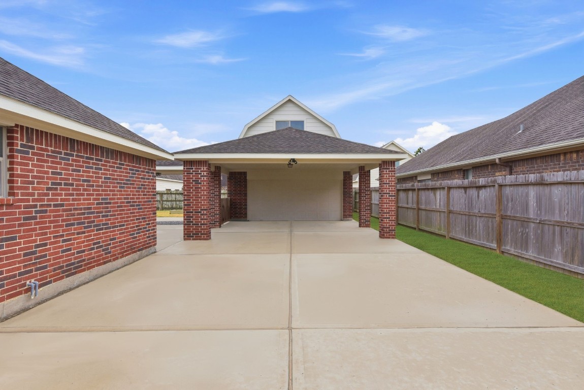 6534 Granbury Road Manvel, TX 77578 - Photo 9 of 49