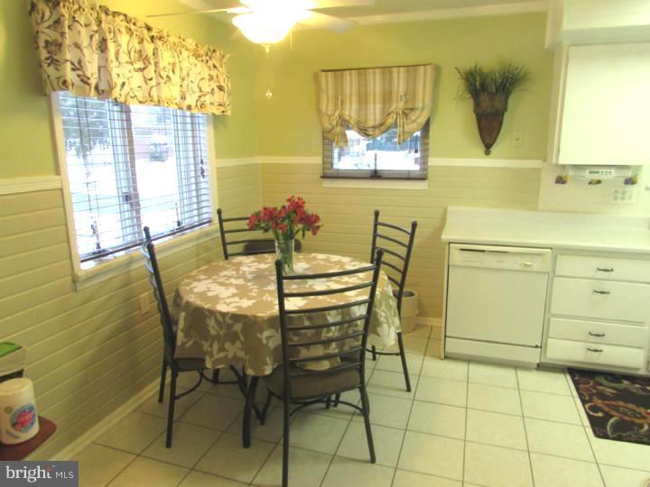 1919 Tomlinson Road Philadelphia, PA 19116 - Photo 11 of 22 Gallery Image 11