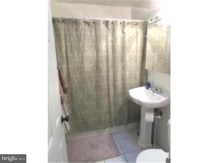 1919 Tomlinson Road Philadelphia, PA 19116 - Photo 15 of 22 Gallery Image 15