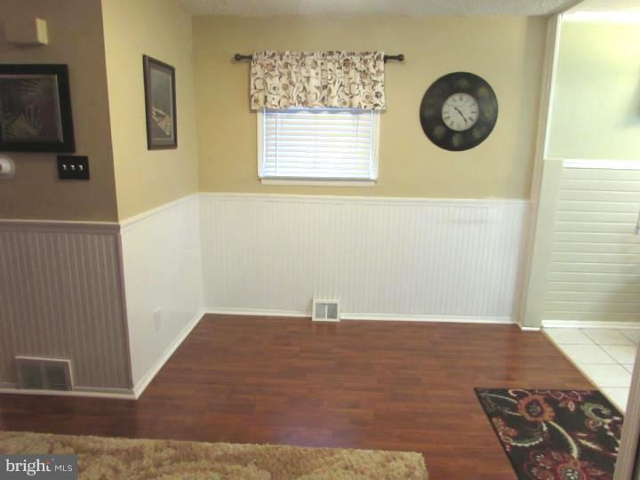 1919 Tomlinson Road Philadelphia, PA 19116 - Photo 8 of 22 Gallery Image 8