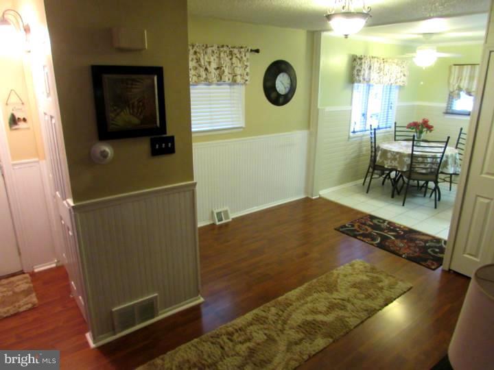 1919 Tomlinson Road Philadelphia, PA 19116 - Photo 9 of 22 Gallery Image 9