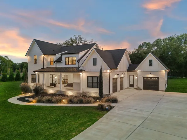 $1,999,999 | 5786 Manchester Pike, Murfreesboro, TN 37127
