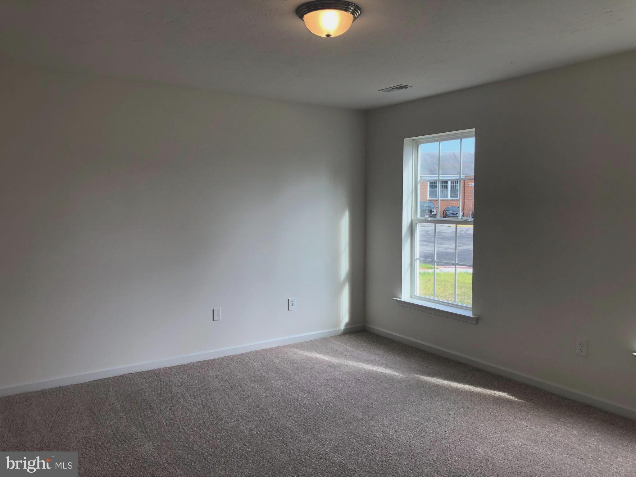 630 Linden Avenue Hanover, PA 17331 - Photo 3 of 14