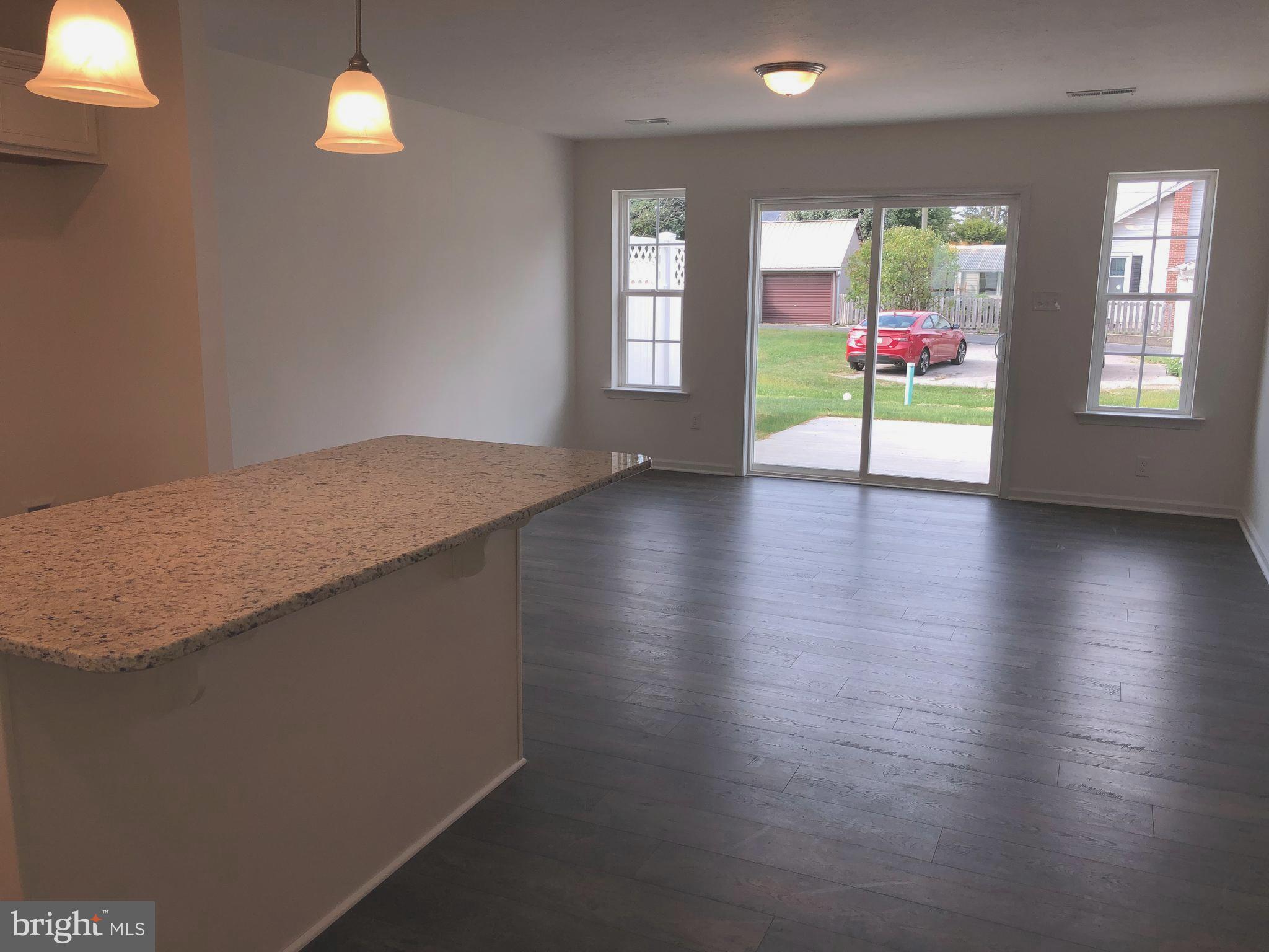 630 Linden Avenue Hanover, PA 17331 - Photo 4 of 14