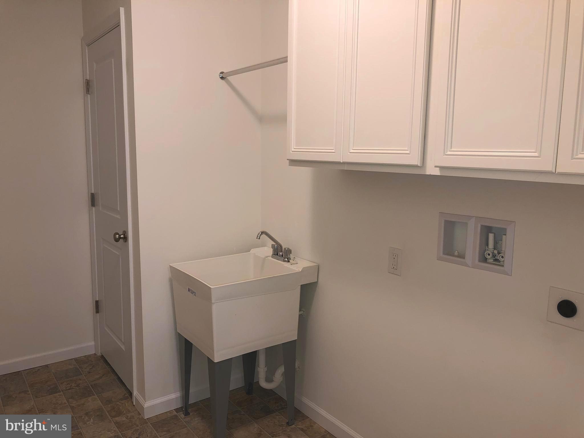 630 Linden Avenue Hanover, PA 17331 - Photo 5 of 14