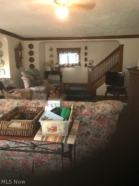 5806 Snow Road Parma, OH 44129 - Photo 3 of 11