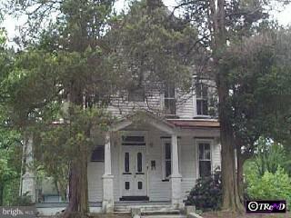 402 Berlin Road North Lindenwold, NJ 08021 - Photo 1 of 1 a front view of a house with garden
