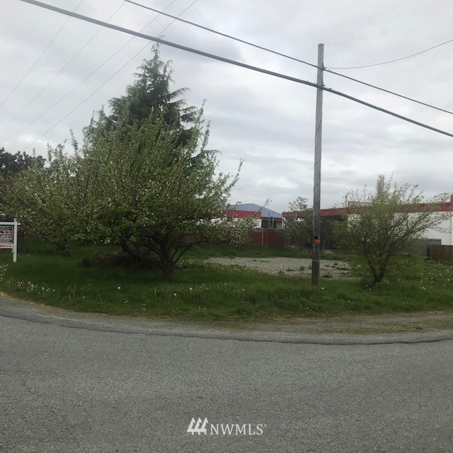 902 24th Street Anacortes, WA 98221 - Photo 4 of 10