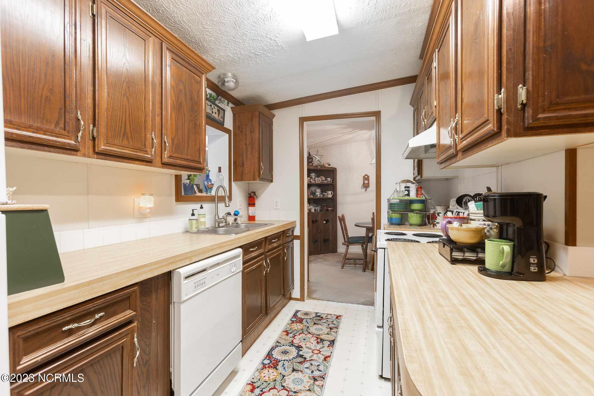 541 Old River Road Carthage, NC 28327 - Photo 28 of 32 385397277_694982712149281_67796497162071