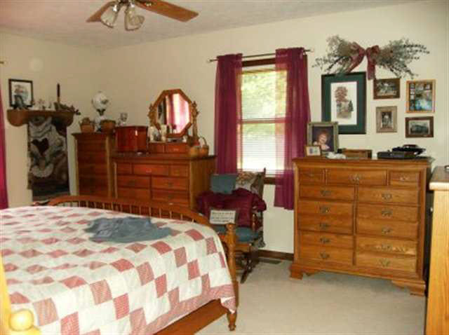7482 North County Line Road East Lafayette, IN 47905 - Photo 5 of 9