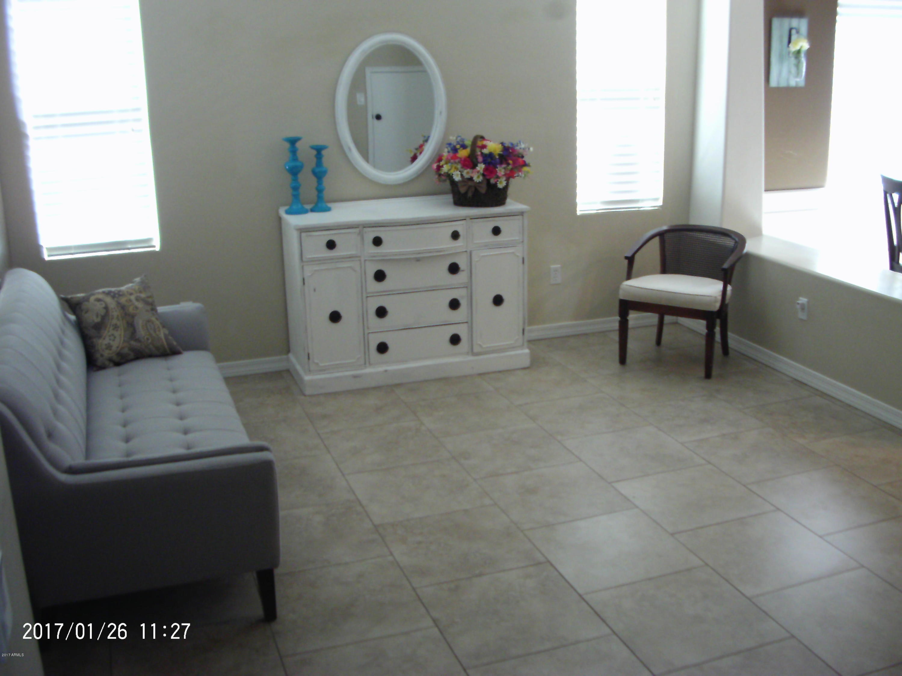 4235 East Betsy Lane Gilbert, AZ 85296 - Photo 2 of 31 Living Room
