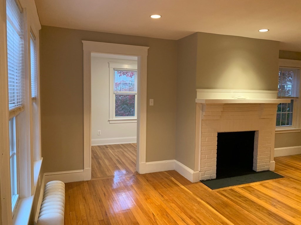 28 Huntington Road Milton, MA 02186 - Photo 8 of 22 Gallery Image 8