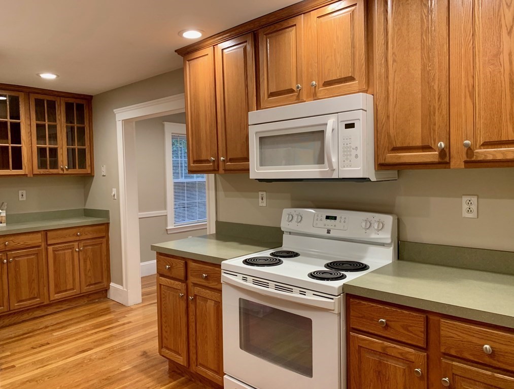 28 Huntington Road Milton, MA 02186 - Photo 10 of 22 Gallery Image 10
