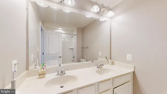 $3,500 | 6508 47th Street, Riverdale, MD 20737