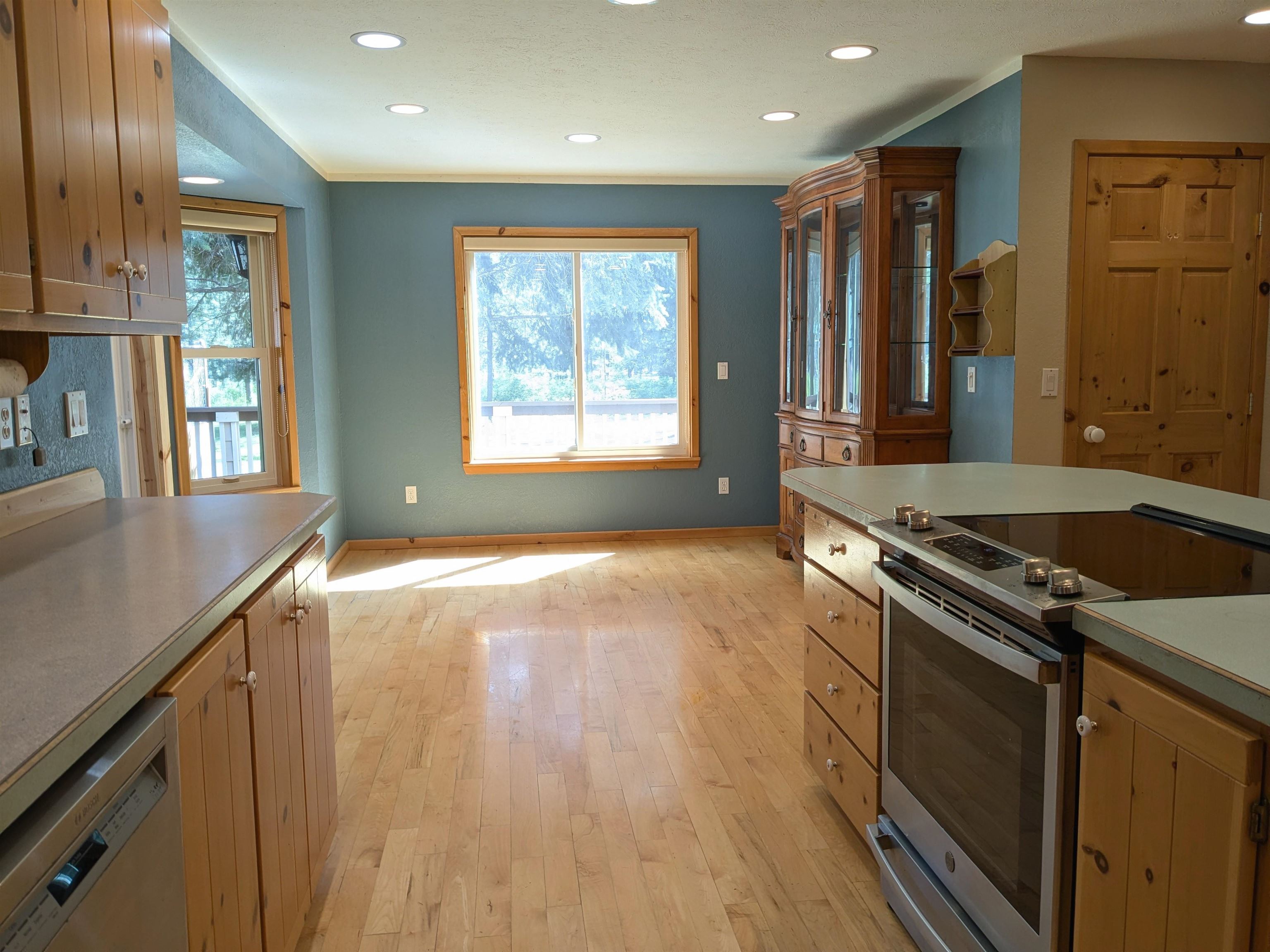 3734 North Deer Lake Road Loon Lake, WA 99148 - Photo 11 of 50