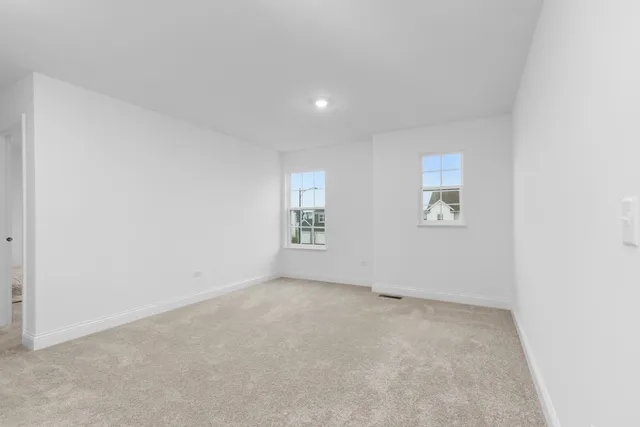 $3,900 | 1014 Dr John Burkey Drive, Algonquin, IL 60102