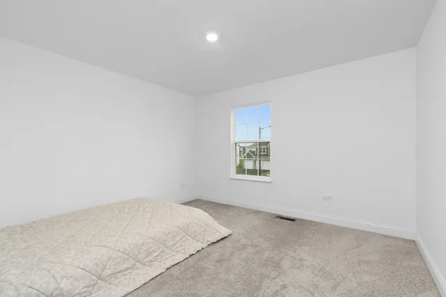 $3,900 | 1014 Dr John Burkey Drive, Algonquin, IL 60102