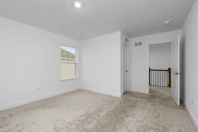 $3,900 | 1014 Dr John Burkey Drive, Algonquin, IL 60102