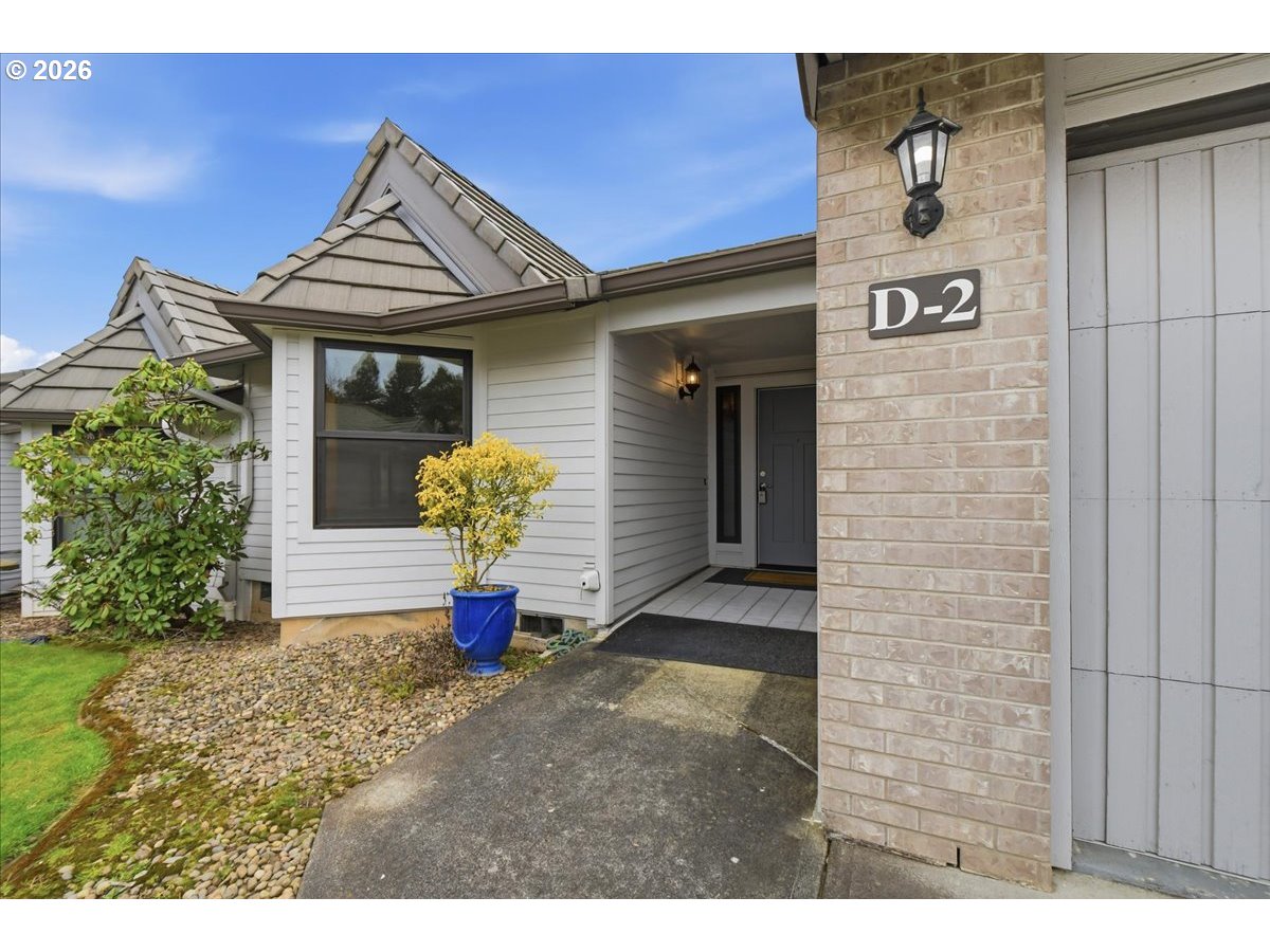 3300 Northeast 164th Street, Unit D2 Ridgefield, WA 98642 - Photo 2 of 29