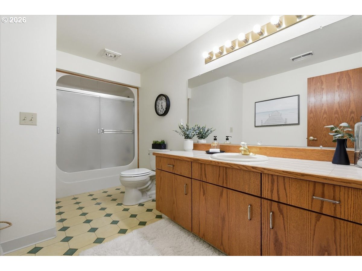 3300 Northeast 164th Street, Unit D2 Ridgefield, WA 98642 - Photo 22 of 29